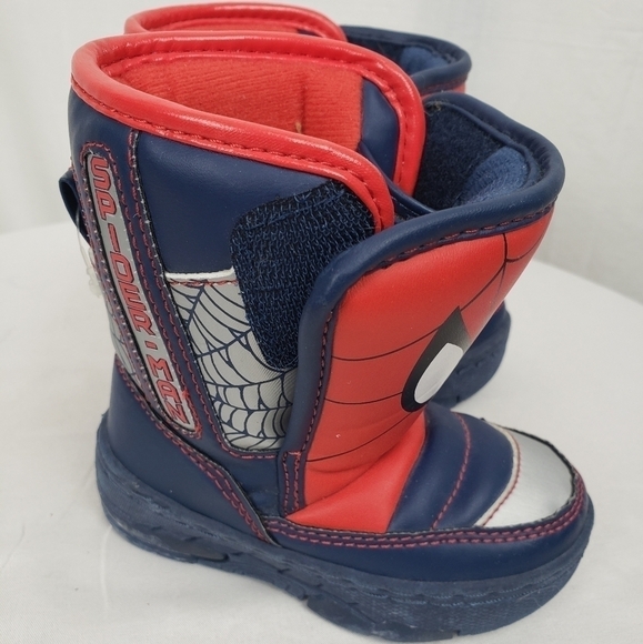 Spider-Man Red and Blue Toddler Snowboots Sz 5 - Picture 5 of 6